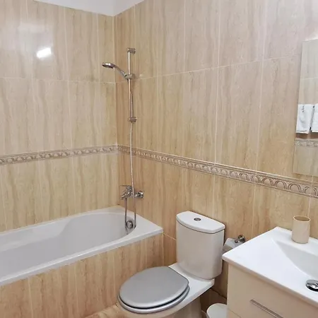 Nissi 2 And Sea View Free Wifi * Αγία Νάπα