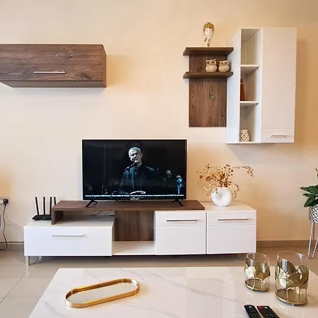 Nissi 2 And Sea View Free Wifi Διαμέρισμα *