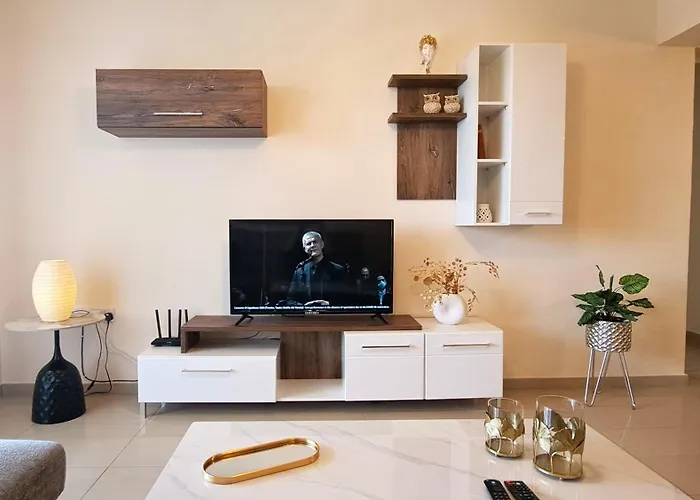 Nissi 2 And Sea View Free Wifi Apartamento *