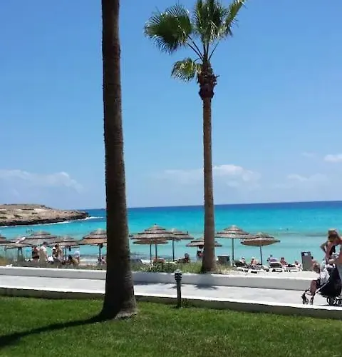 Nissi 2 And Sea View Free Wifi Appartement